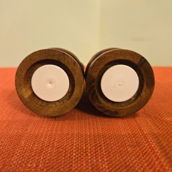 Vintage Ozarks Wooden Salt & Pepper Shaker Set With Metal Handles - Picture 3 of 3